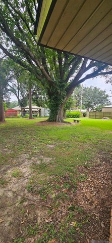 25355 Dickinson Rd, Plaquemine, LA 70764