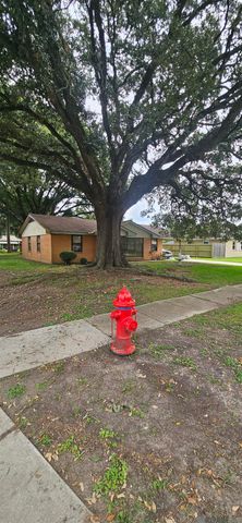 25355 Dickinson Rd, Plaquemine, LA 70764