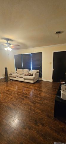 25355 Dickinson Rd, Plaquemine, LA 70764