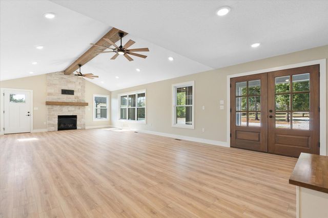 13100 N BETHLEHEM RD, Harrisburg, MO 65256