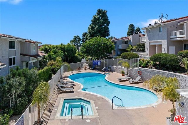 28242 Rey De Copas Lane, Malibu, CA 90265