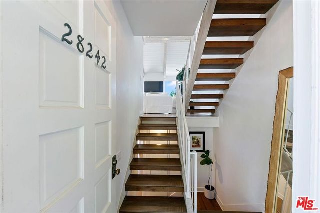 28242 Rey De Copas Lane, Malibu, CA 90265