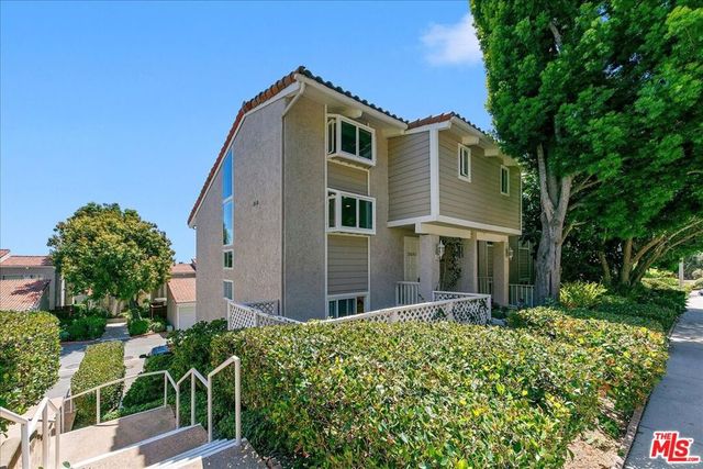 28242 Rey De Copas Lane, Malibu, CA 90265