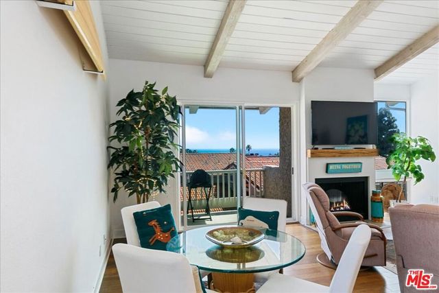 28242 Rey De Copas Lane, Malibu, CA 90265