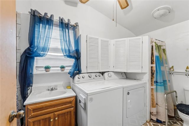 171 Canfield Avenue, Warwick, RI 02889