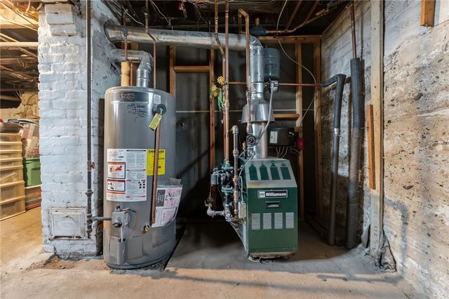 171 Canfield Avenue, Warwick, RI 02889