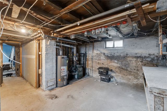 171 Canfield Avenue, Warwick, RI 02889