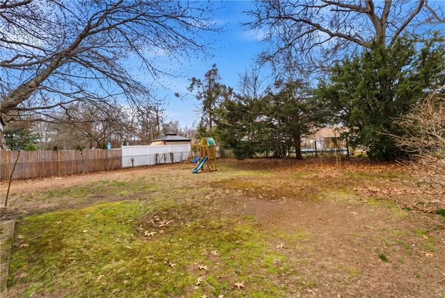 171 Canfield Avenue, Warwick, RI 02889