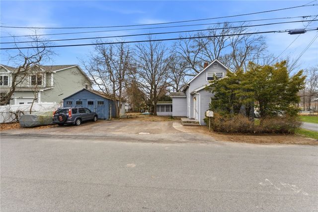 171 Canfield Avenue, Warwick, RI 02889