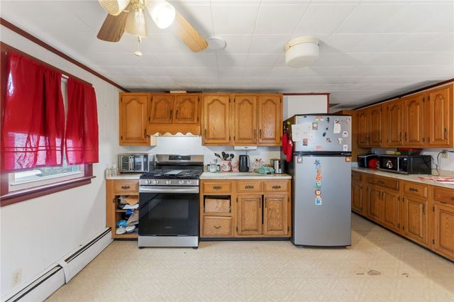 171 Canfield Avenue, Warwick, RI 02889