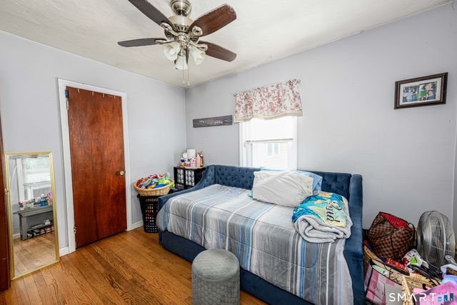 121 Fourth Street, Hamden, CT 06514