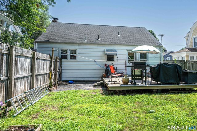 121 Fourth Street, Hamden, CT 06514