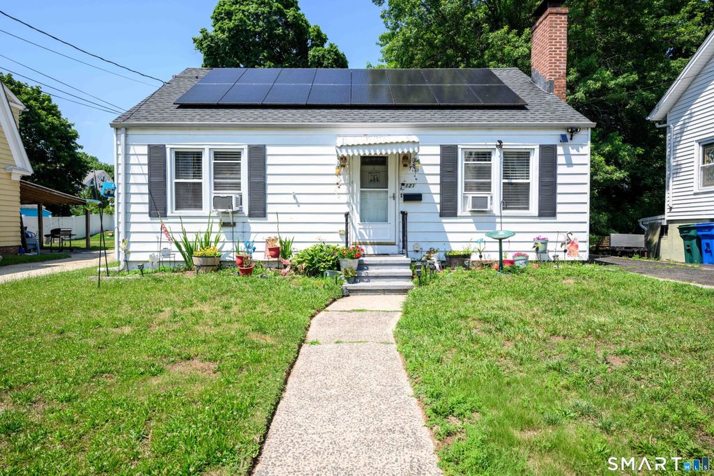 121 Fourth Street, Hamden, CT 06514