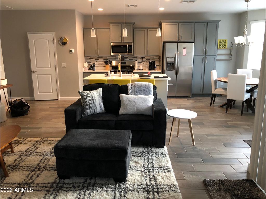431 W 9TH Street, Tempe, AZ 85281