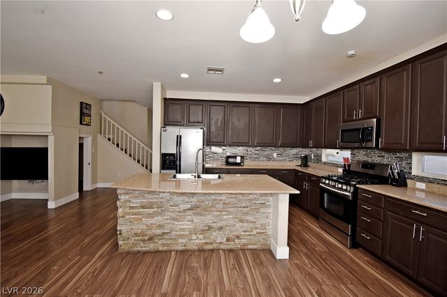 3922 Royal Stone Court, North Las Vegas, NV 89032