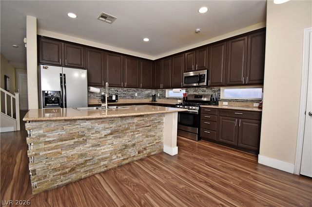 3922 Royal Stone Court, North Las Vegas, NV 89032
