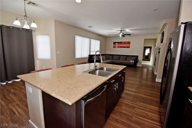 3922 Royal Stone Court, North Las Vegas, NV 89032