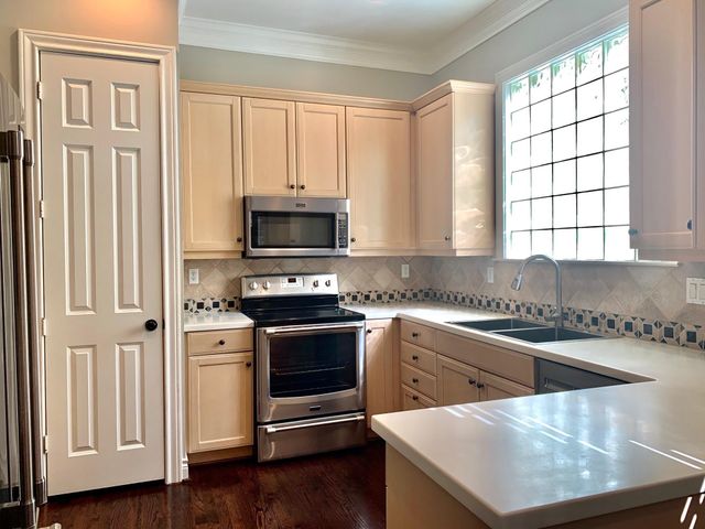 4303 Childress Street, Houston, TX 77005