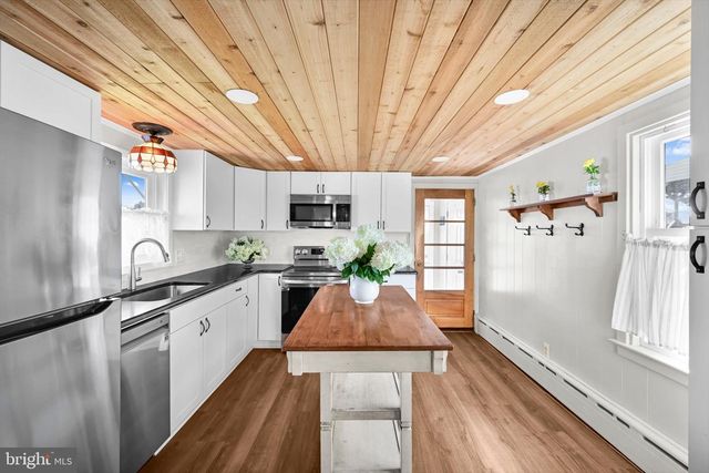451 MOUNT SIDNEY RD, Lancaster, PA 17602