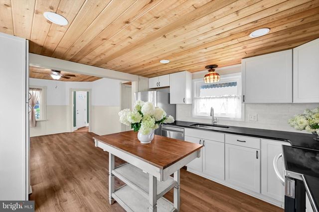 451 MOUNT SIDNEY RD, Lancaster, PA 17602