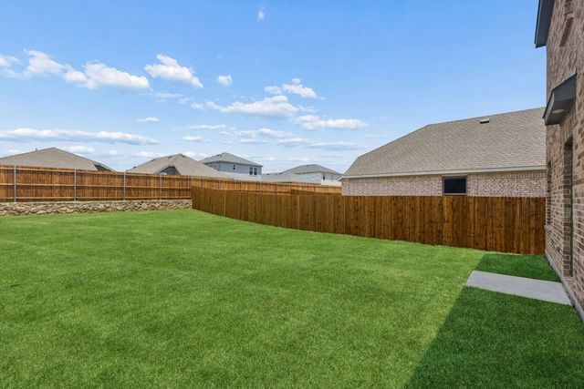 708 Hillcrest Boulevard, Princeton, TX 75407