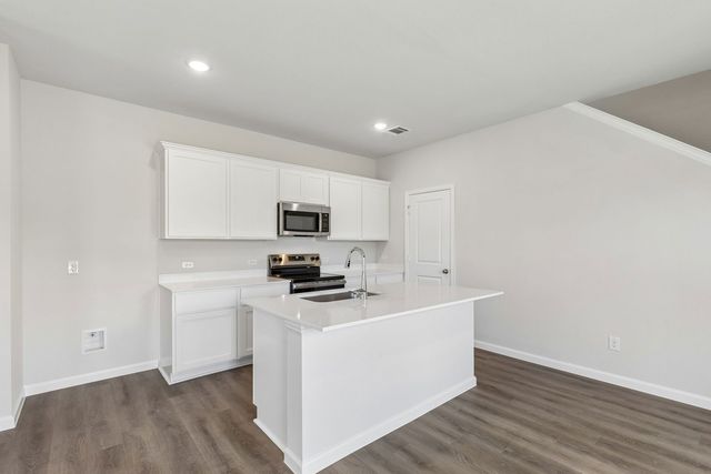 708 Hillcrest Boulevard, Princeton, TX 75407