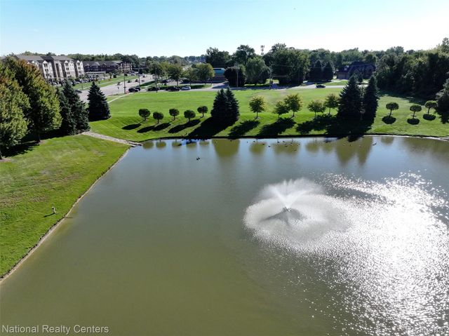 34843 Hayes Road, Sterling Heights, MI 48312