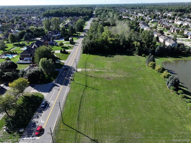 34843 Hayes Road, Sterling Heights, MI 48312