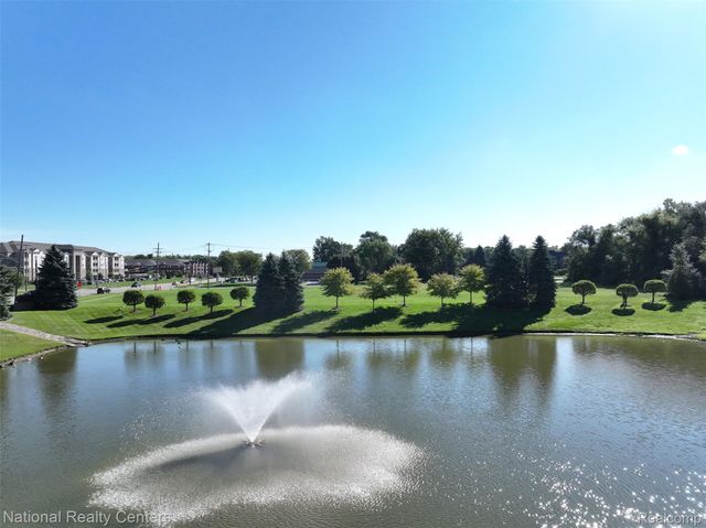 34843 Hayes Road, Sterling Heights, MI 48312