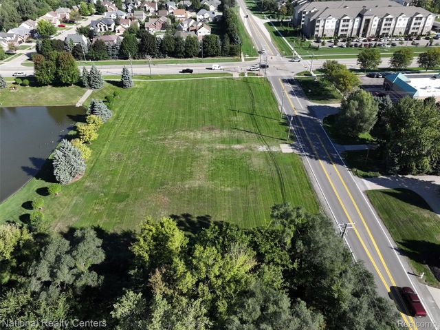 34843 Hayes Road, Sterling Heights, MI 48312