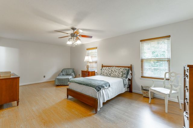 305 Battlefield Circle, Ringgold, GA 30736