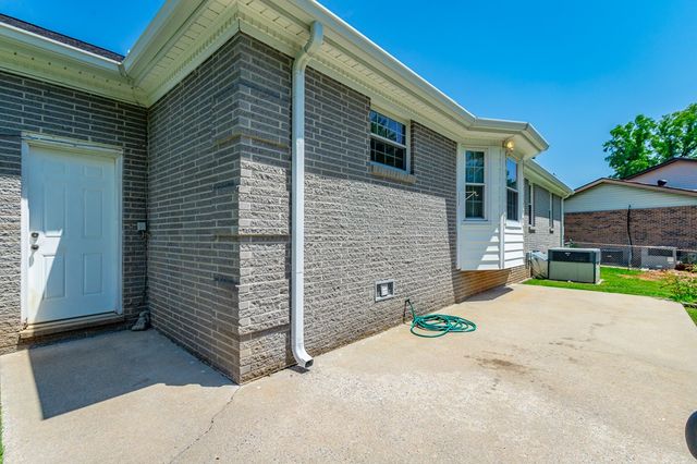 305 Battlefield Circle, Ringgold, GA 30736