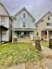 120 Kathleen St, Mt Washington, PA 15211