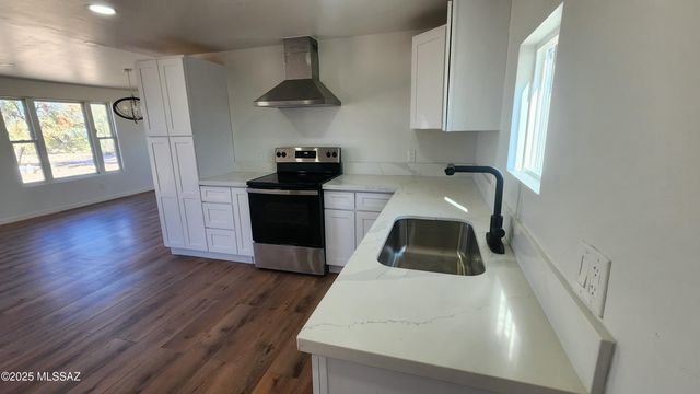 13242 N Flintlock Road, Marana, AZ 85653