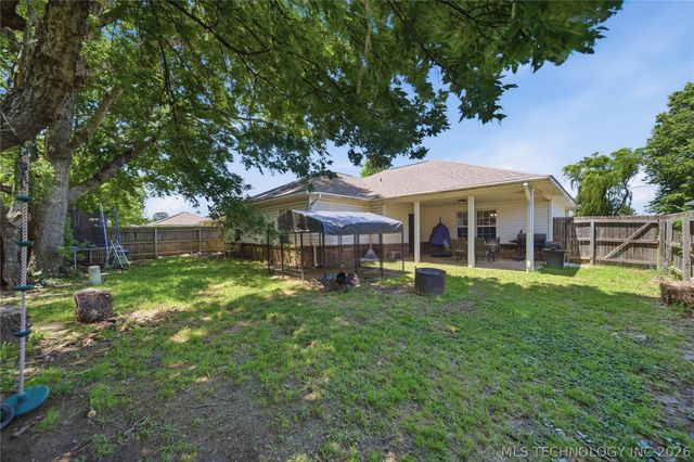 1005 W 21st Street, Claremore, OK 74017