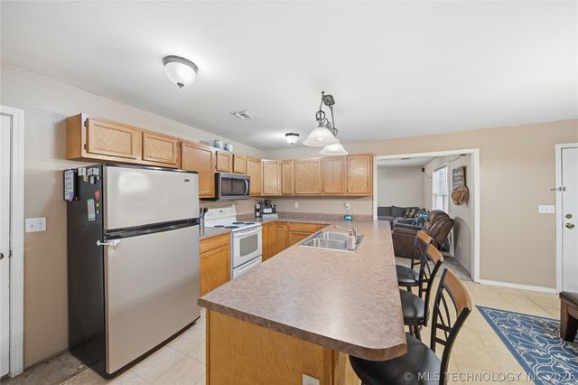 1005 W 21st Street, Claremore, OK 74017