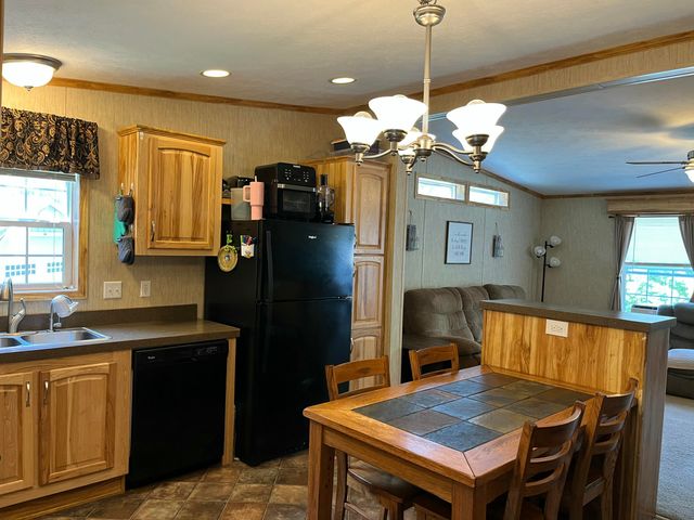 12 Flowers Way, Long Lake, NY 12847