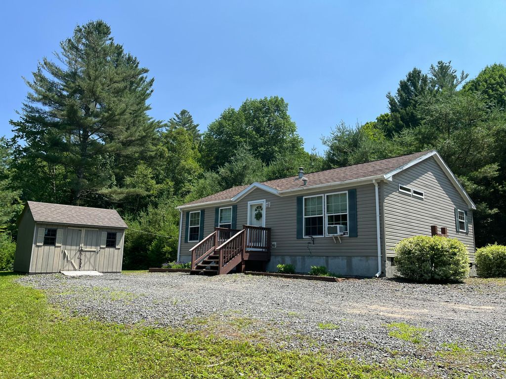 12 Flowers Way, Long Lake, NY 12847