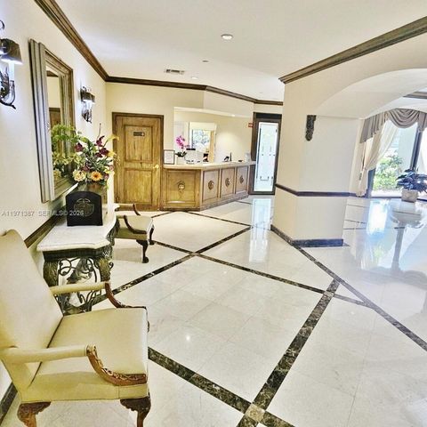 18151 NE 31st Court 906, Aventura, FL 33160