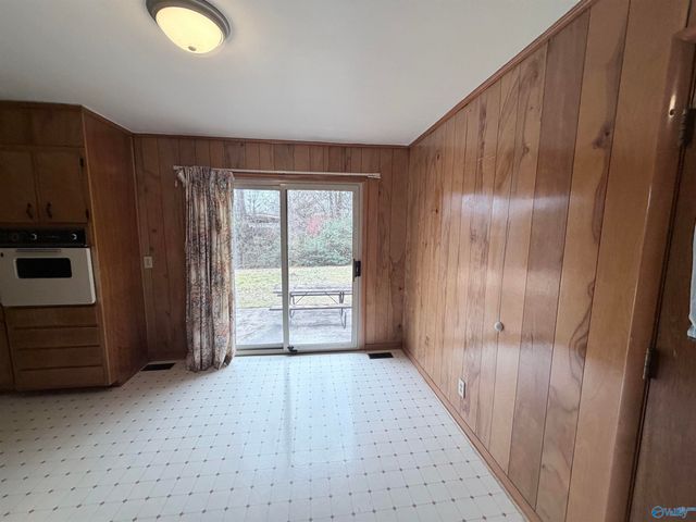 330 Jack Coleman Drive, Huntsville, AL 35805