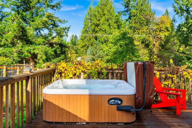 3681 Cooks Hill Road, Centralia, WA 98531