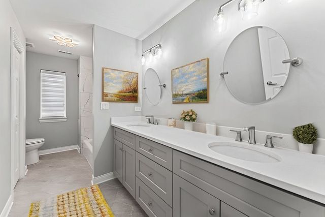 6705 W 91st Place, Oak Lawn, IL 60453