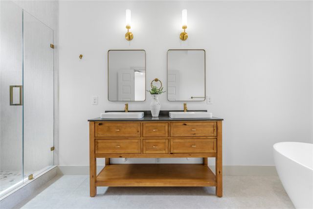 3313 Meadow Street, Dallas, TX 75215