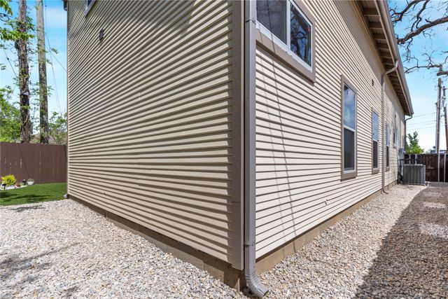 3313 Meadow Street, Dallas, TX 75215