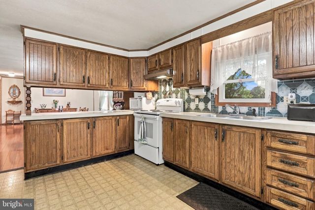 329 DAVIS DR, Martinsburg, WV 25404