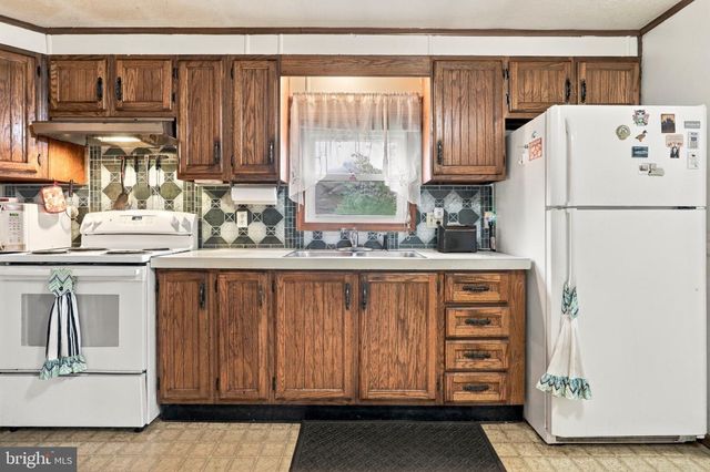 329 DAVIS DR, Martinsburg, WV 25404
