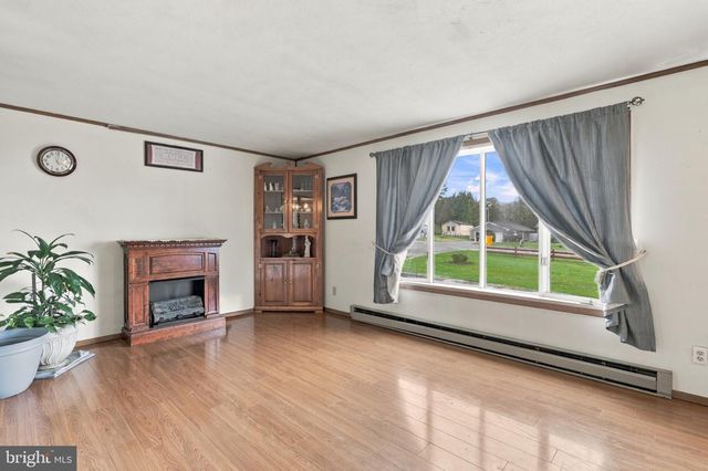 329 DAVIS DR, Martinsburg, WV 25404