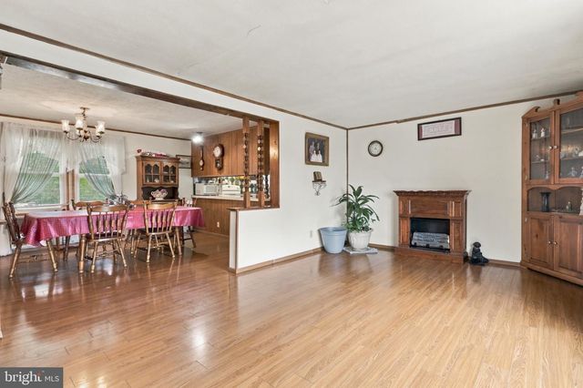 329 DAVIS DR, Martinsburg, WV 25404