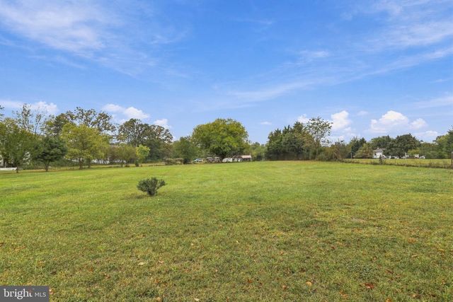 329 DAVIS DR, Martinsburg, WV 25404