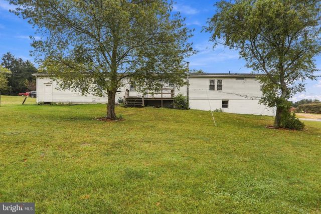 329 DAVIS DR, Martinsburg, WV 25404